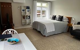 Raglan Retreat On Gilmour